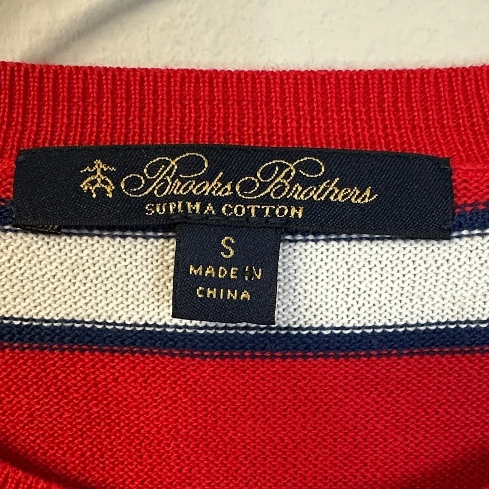 Brooks Brothers 100% Supima Cotton Red Striped Long Sleeve Crewneck Men's S
